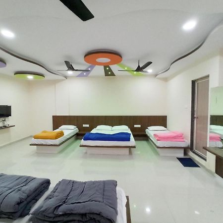 Hotel Plaza Inn Rajpipla Luaran gambar