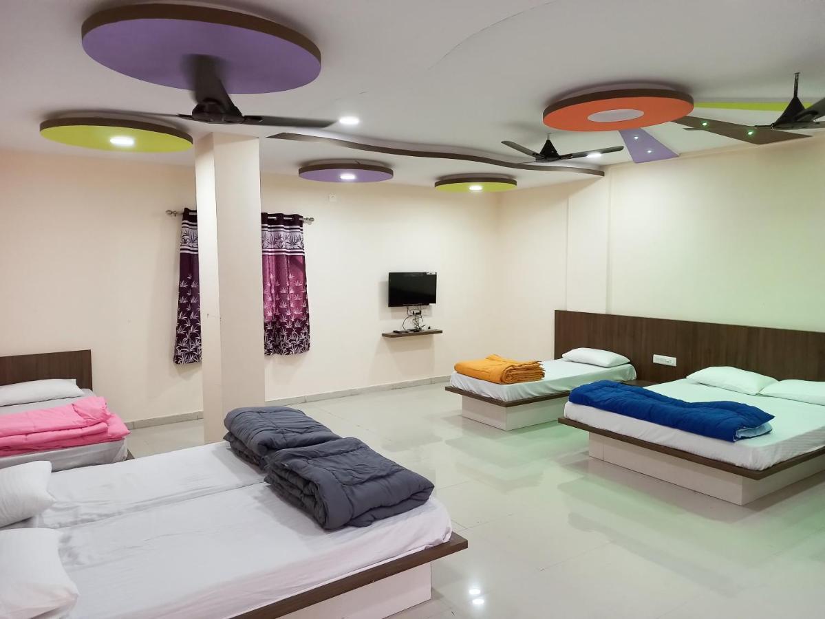 Hotel Plaza Inn Rajpipla Luaran gambar